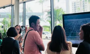 Người mua nhà ở thực loay hoay giữa 'làn sóng' tăng giá