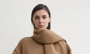 Áo kèm khăn - món đồ hot tạo vẻ 'giàu ngầm'